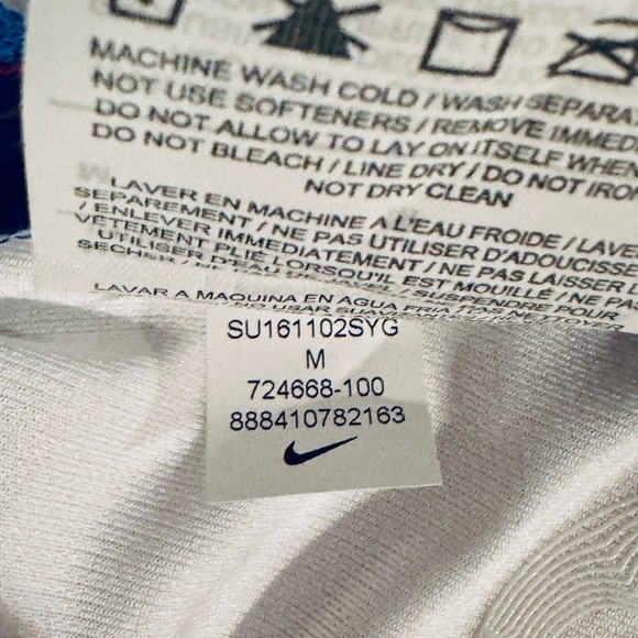 2016-18 England Women’s Nike Home National Football Jersey Size: M - Picture 8 of 8